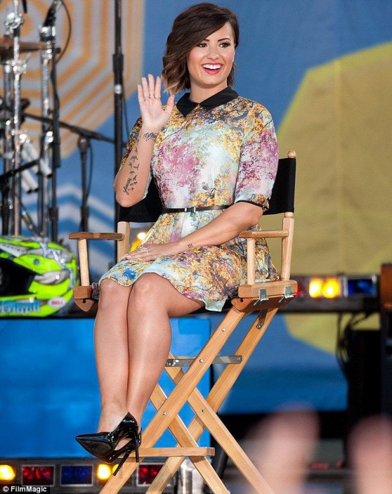 Demi Lovato's Legs And Feet-23 Sexiest Celebrity Legs And Feet