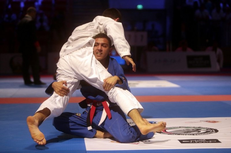 Double Leg Take Down-12 Essential Brazilian Jiu Jitsu Techniques You Can Master At Home 