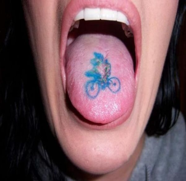 ET on tongue?-Weirdest Tongue Tattoos