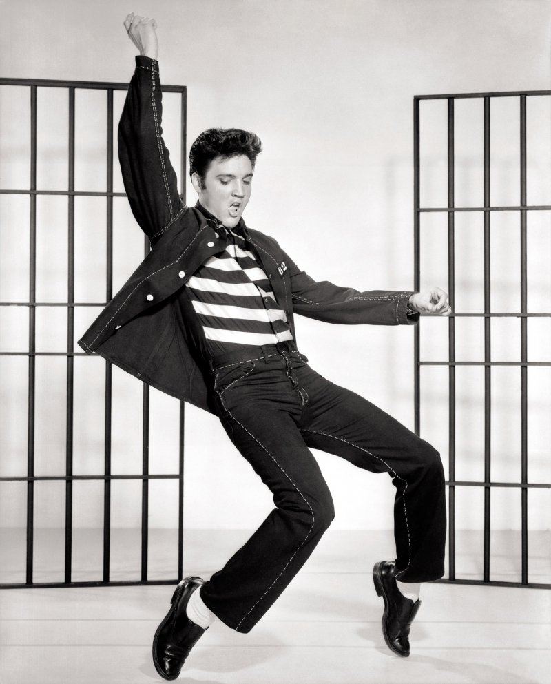 Elvis Presley-12 Celebrities Who Have Foot Fetish