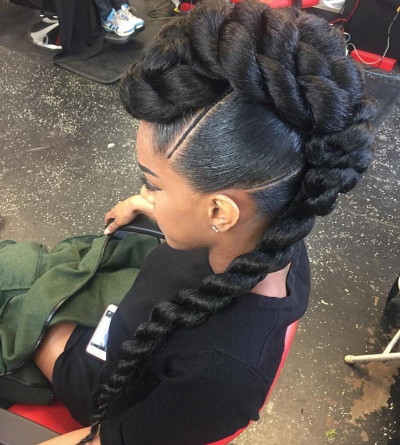 Frohawk Braid-12 Crochet Braid Hairstyles You Should Try Now