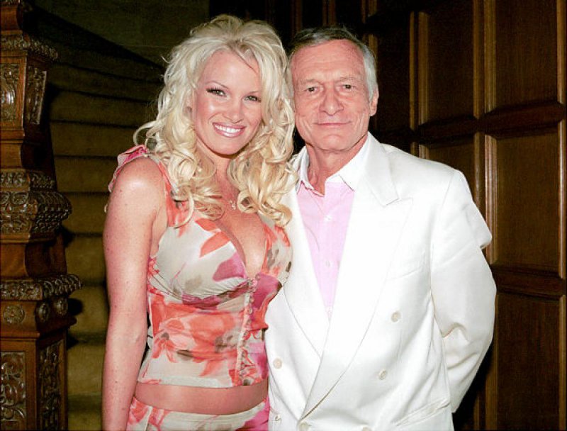 Hugh Hefner And Tina Marie Jordan-12 Famous Hugh Hefner Hookups Ever