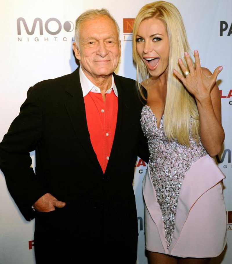 Hugh Hefner And Crystal Harris-12 Famous Hugh Hefner Hookups Ever