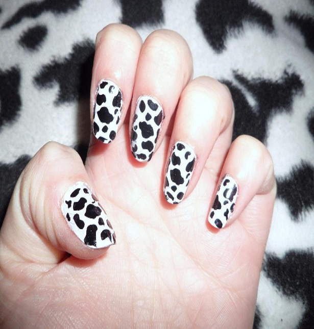 Jungle nails-15 Amazing Nail Arts That You Must Try Once In Your Life