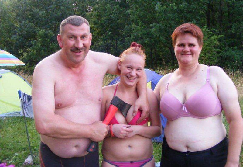 Man Holding Daughter's Boobs-15 Most Awkward Family Photos Ever