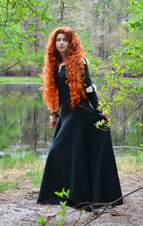 Merida-15 Best Disney Cosplays You'll Ever See