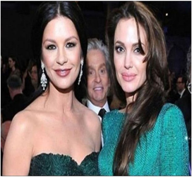 Michael Douglas Photobombs Catherine-Zeta Jones & Angelina Jolie-Top Hilarious Celebrity Photobombs