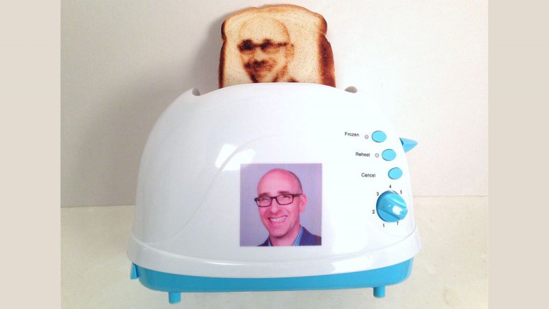 Selfie Toaster!-12 Gadgets That Make You Want To Say Dude I Want That