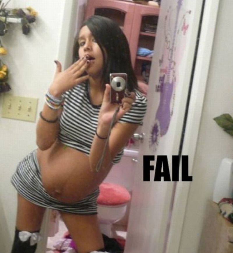 Teen Pregnancy-15 Most Disturbing And Stupid Pregnancy Photos Ever