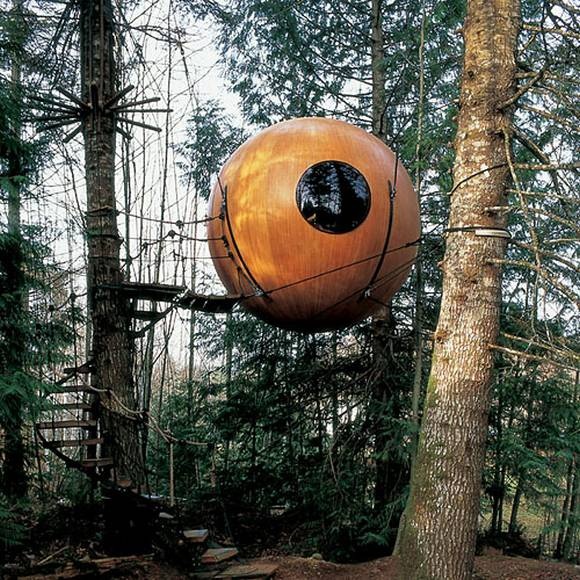 The ball tree house-15 Amazing Tree Houses Ever
