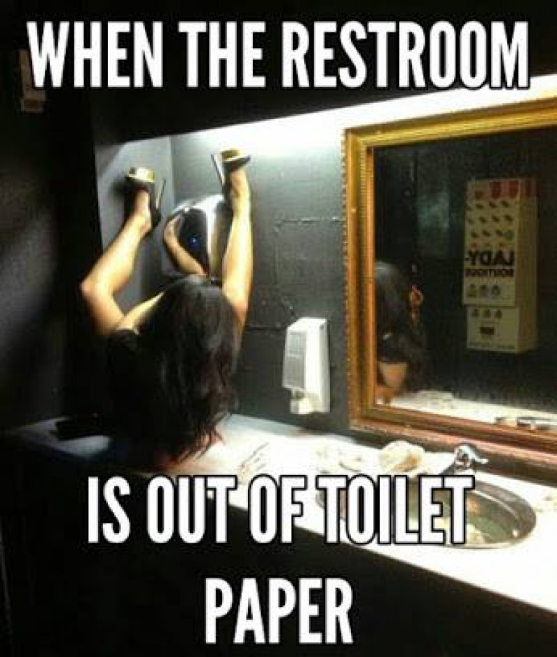 This Clueless Woman-15 Strangest Moments Ever Caught In Restrooms