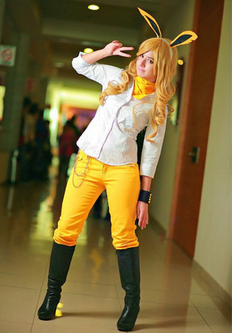 Amazing Jolteon Costume-12 Amazing Pokemon Cosplays Ever Amazing Jolteon Costume-12 Amazing Pokemon Cosplays Ever