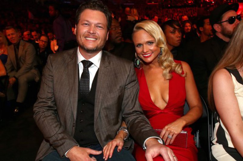 Blake Shelton and Miranda Lambert-15 Surprising Celebrity Divorces In 2015