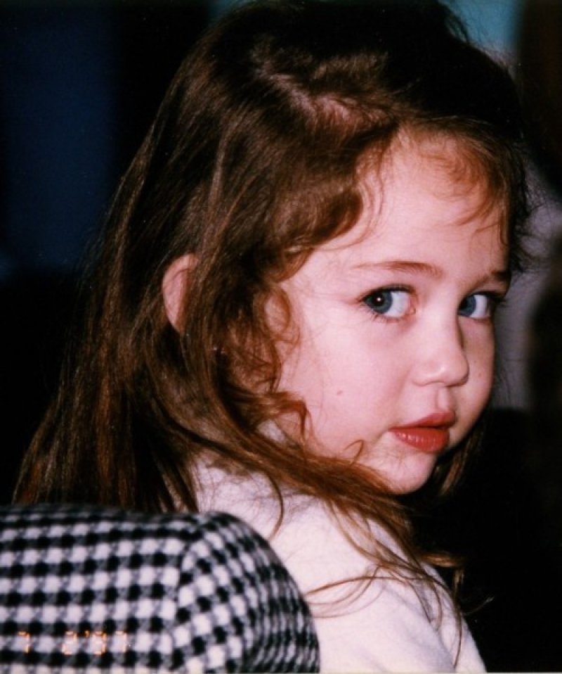Miley Cyrus-15 Cutest Childhood Photos Of Famous Celebrities