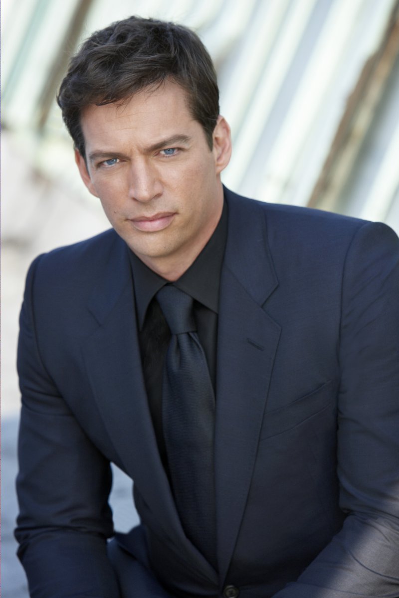 Harry Connick Jr. Nail Biter-12 Disgusting Celebrity Habits You Probably Don't Know About