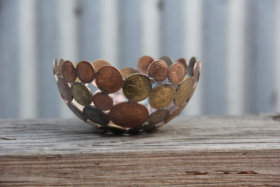 Bowl of Coins-15 Beautiful Items That Are Carved Out Of Scrap