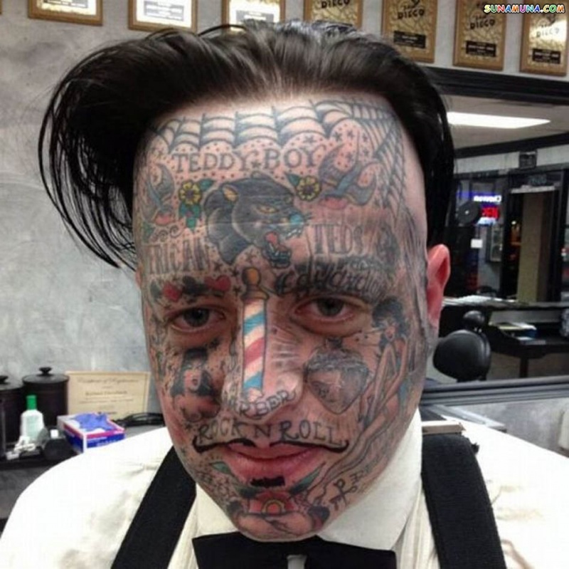Barber and His Tattoos-15 People With Terrible Face Tattoos