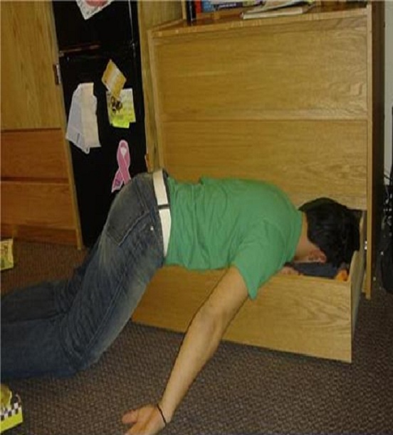 The Drawer Position-Top 15 Party Fail Photos That Will Make You Say WTF!