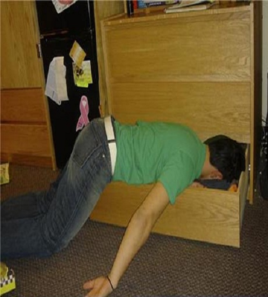 The drawer position-Top 15 Party Fail Photos That Will Make You Say WTF!