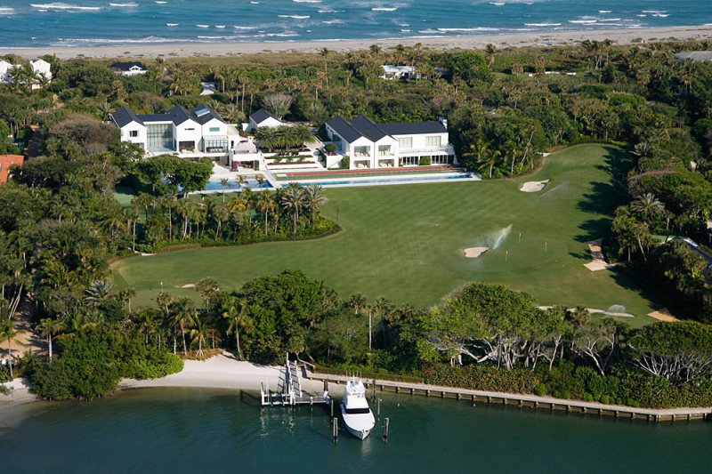 Tiger Woods-15 Amazing Celebrity Houses That Are Worth Millions