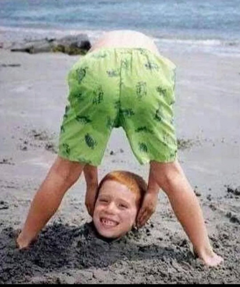 Oops, My Head was Dropped-15 Times Kids Were Found Being Silly And Funny