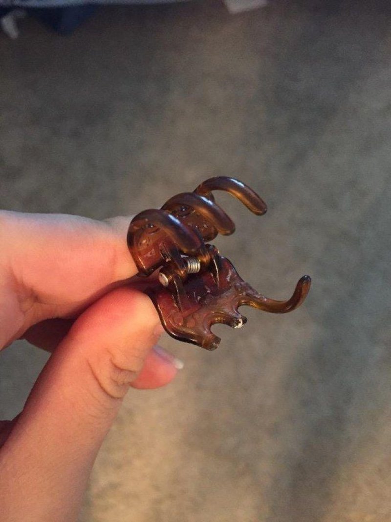 The Broken Hair Clip-15 Images That Most Men Will Never Understand