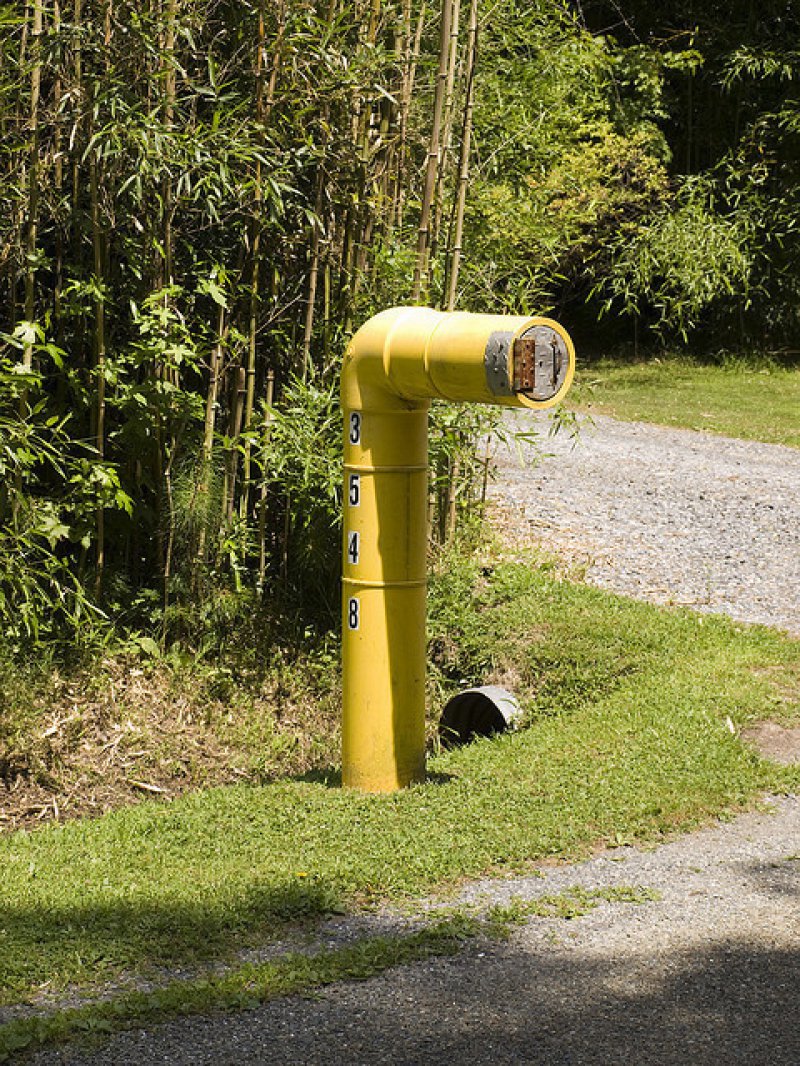 Periscope? No, It's A Mailbox-15 Weirdest Yet Hilarious Mailboxes You'll Ever See