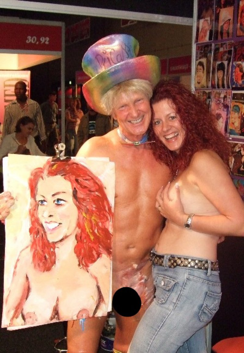 His First Performance Show-15 Amazing Paintings Of Artist Who Paints With His Genitals