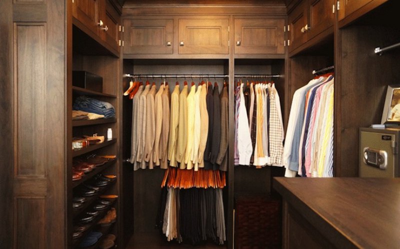 Always Keep A Change Of Clothes At Work-15 Essential Pieces Of Life Advice For Men