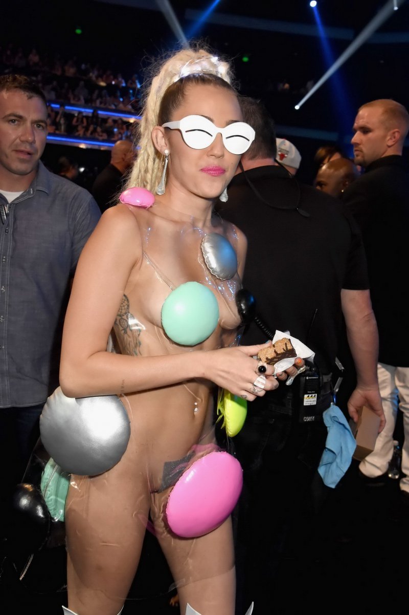 Miley Cyrus-12 Celebrities Who Were Spotted Wearing See-Through Clothes