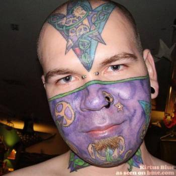 Alien Man Tattoo-15 People With Terrible Face Tattoos