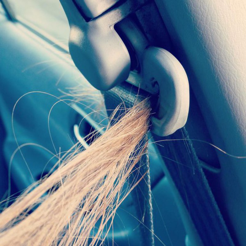 When Hair Gets Stuck in a Seatbelt-15 Things That Will Make You Cringe If You're A Girl