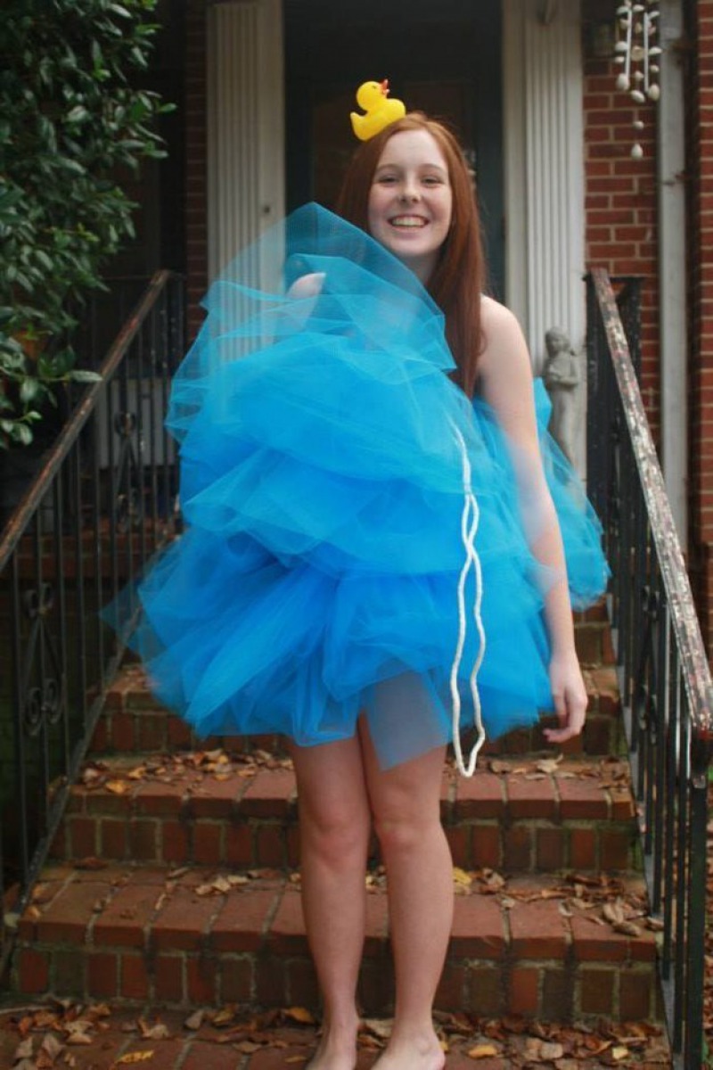 Loofah Halloween Costume-Simple Halloween Costumes You Can Make Within A Day