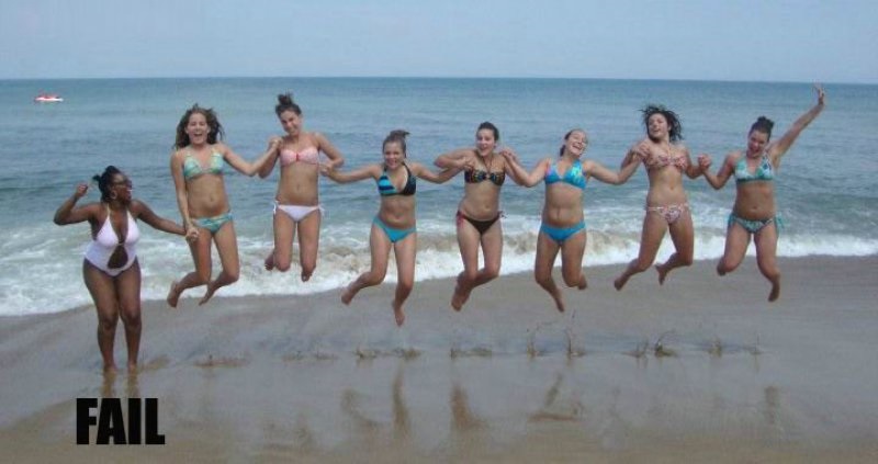 Too Lazy To Jump-18 Hilarious Beach Fails That Will Make You Laugh Out Loud