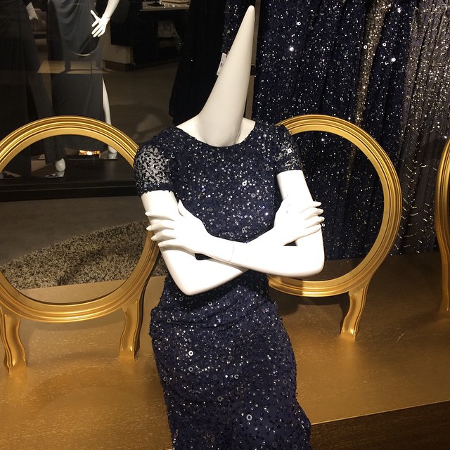 This Cone-head Mannequin-15 Mall Fails That Are Hard To Unsee