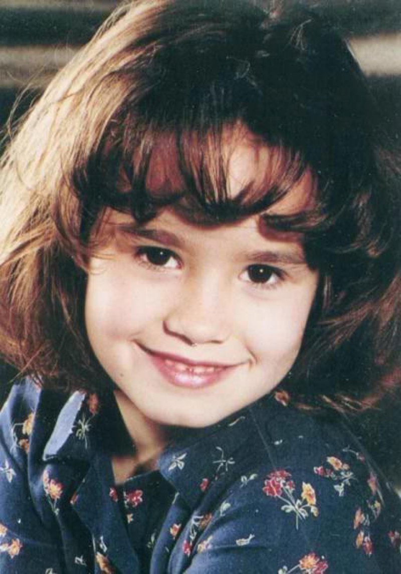 Demi Lovato-15 Cutest Childhood Photos Of Famous Celebrities