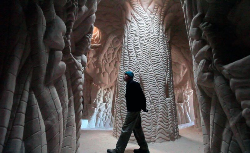 He Has Got a Unique Sculpting Style-Meet Ra Paulette: A Cavedigger