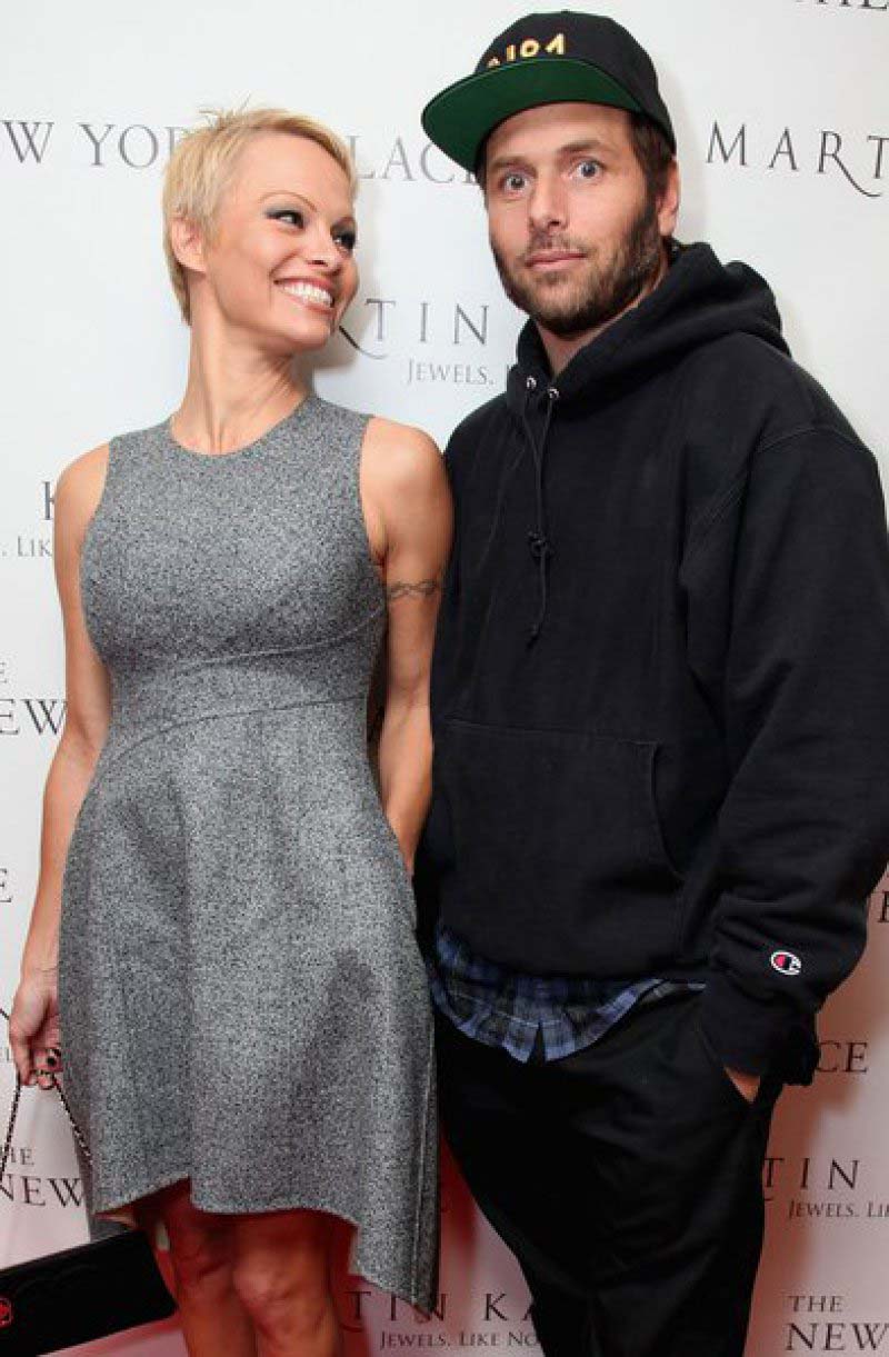 Pamela Anderson & Rick Salomon-15 Surprising Celebrity Divorces In 2015